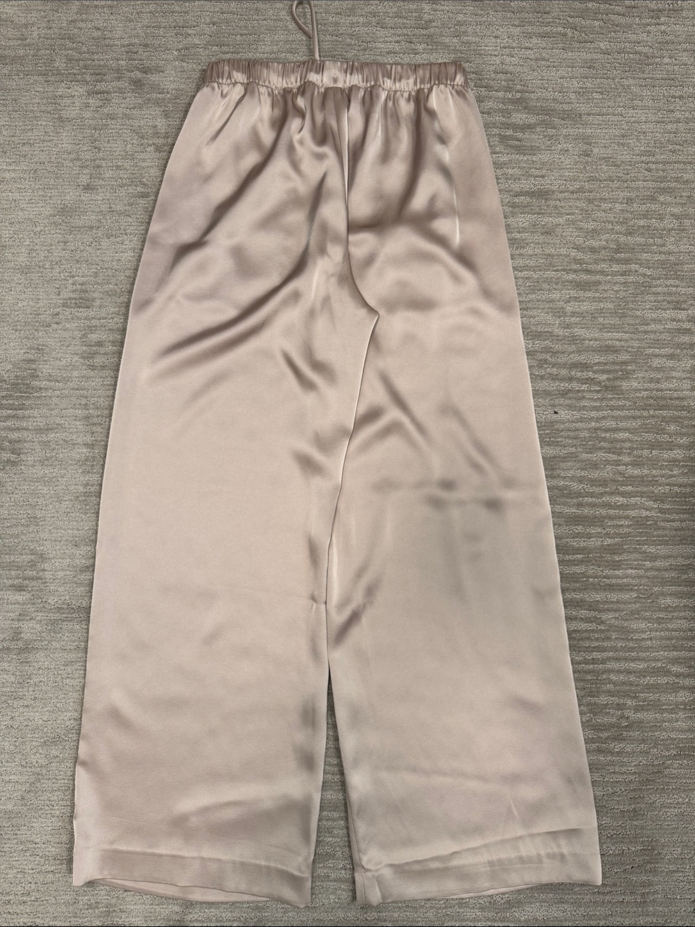 Aritzia NWOT The Lodge Pant Satin Marcona Beige Size Small - Picture 15 of 15